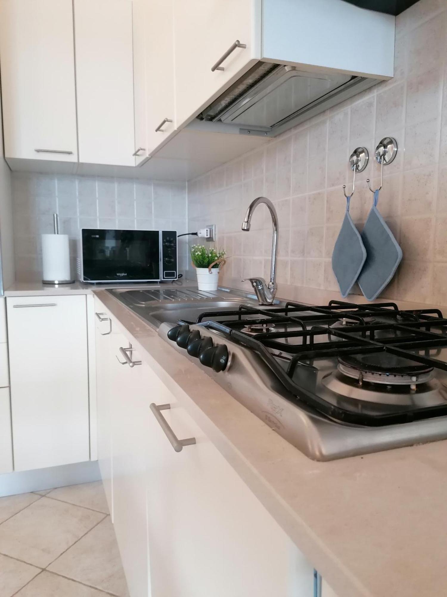 Sardamare Apartments Appartamenti La Ciaccia فاليدوريا الغرفة الصورة